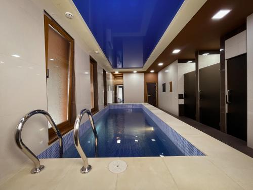 สระว่ายน้ำ, TITA Family House in บอร์ตนิชิ สระว่ายน้ำ, TITA Family House in บอร์ตนิชิ