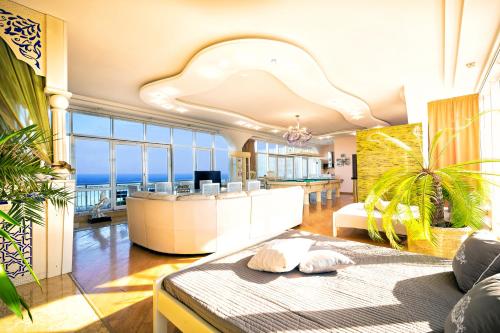 Arcadia Promenade Grand Apartments in อาร์คาเดีย Arcadia Promenade Grand Apartments in อาร์คาเดีย