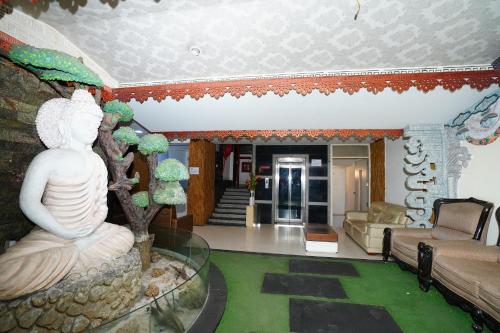 Entrance, Hotel SK Riverfront in Vijayawada Entrance, Hotel SK Riverfront in Vijayawada