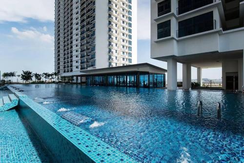 Swimming pool, Zillion Cozy - Trefoil Setia Alam- Next to Setia City Mall & Convention Centre in Shah Alam Swimming pool, Zillion Cozy - Trefoil Setia Alam- Next to Setia City Mall & Convention Centre in Shah Alam