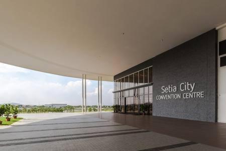 Zillion Cozy - Trefoil Setia Alam- Next to Setia City Mall & Convention Centre in Shah Alam Zillion Cozy - Trefoil Setia Alam- Next to Setia City Mall & Convention Centre in Shah Alam