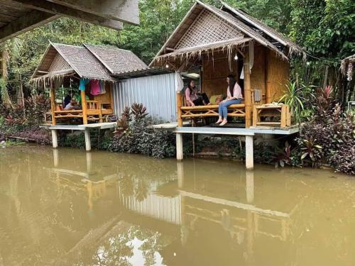 Nakhon Si Ban Na Homestay in Phrom Khiri Nakhon Si Ban Na Homestay in Phrom Khiri