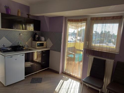 Κουζίνα, Corner Apartman 5 in Σίοφοκ Κουζίνα, Corner Apartman 5 in Σίοφοκ