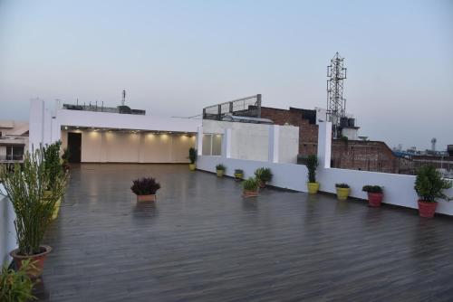 Banquet hall, Hotel Nexus in Aminabad Banquet hall, Hotel Nexus in Aminabad