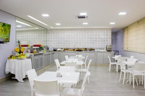 อาหารและเครื่องดื่ม, Imperial Plaza Hotel in ตากัวติงกา อาหารและเครื่องดื่ม, Imperial Plaza Hotel in ตากัวติงกา