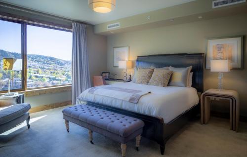 Edgemont 2704 - Luxury Ski-in Ski-out Condo