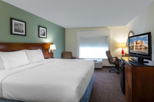 Days Inn by Wyndham Greenville in Greenville (SC) Days Inn by Wyndham Greenville in Greenville (SC)