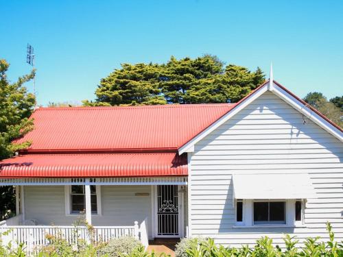 Poppy Cottage-delightful pet friendly weatherboard in Exeter Poppy Cottage-delightful pet friendly weatherboard in Exeter