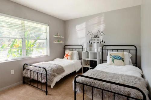 Near the Beach 3 bed 2bath sleeps 6 in Palmetto Near the Beach 3 bed 2bath sleeps 6 in Palmetto