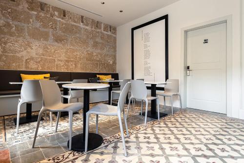 Pub/Lounge, "unic, turisme d'interior" in Andratx / Camp de Mar Pub/Lounge, "unic, turisme d'interior" in Andratx / Camp de Mar