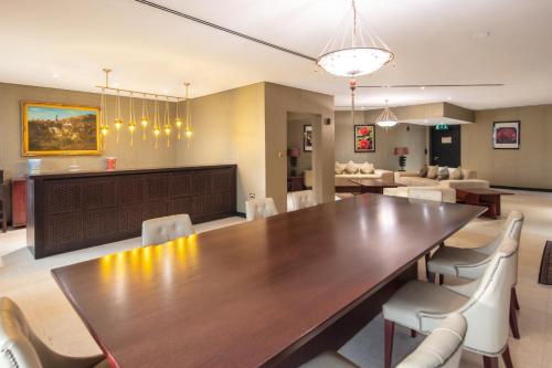 Facilities, Radisson Blu Hotel Doha near Vegetable and Fish Market Facilities, Radisson Blu Hotel Doha near Vegetable and Fish Market