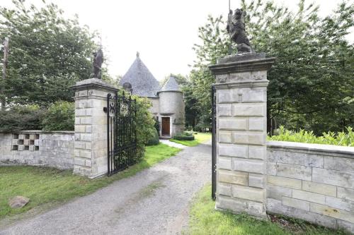 Entrance, The North Lodge at Balcarres in Colinsburgh Entrance, The North Lodge at Balcarres in Colinsburgh