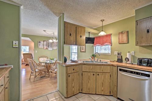 Rural Pomona Park Getaway Near St Johns River! in East Palatka (FL) Rural Pomona Park Getaway Near St Johns River! in East Palatka (FL)