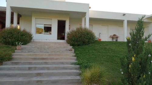 Hosteria Los Naranjos in โปเตรโต เด โลส ฟูเนส Hosteria Los Naranjos in โปเตรโต เด โลส ฟูเนส