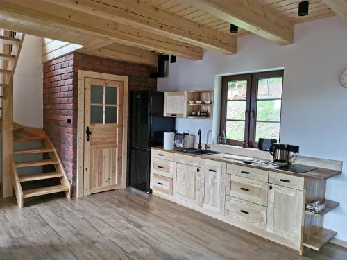 Konyha, DOMEK POD CZEREMCHĄ (DOMEK POD CZEREMCHA) in Zawóz Konyha, DOMEK POD CZEREMCHĄ (DOMEK POD CZEREMCHA) in Zawóz