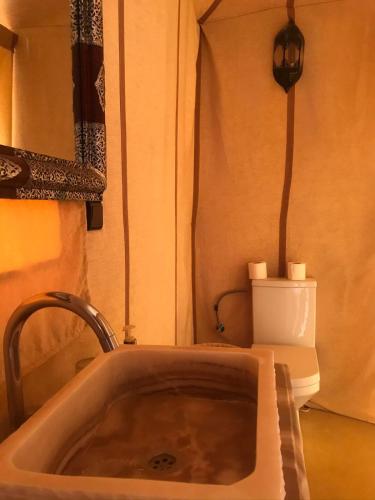 Merzouga Luxury Tents - Glamping in Khamlia Merzouga Luxury Tents - Glamping in Khamlia