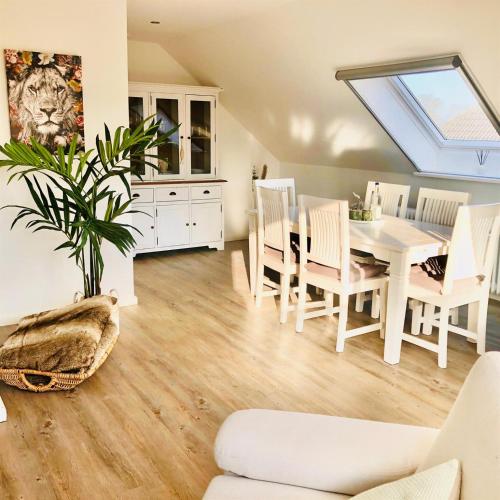 Facilities, Hus inne Sunn in Welt Facilities, Hus inne Sunn in Welt