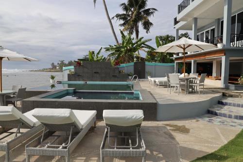 Piscina, Grace Wave Resort in Botohilitano Piscina, Grace Wave Resort in Botohilitano