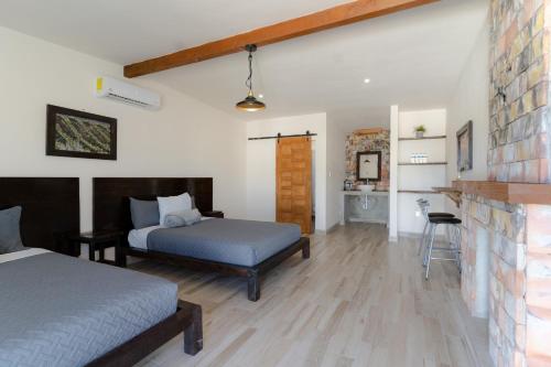 Collins Village Hotel Boutique in انسنادا Collins Village Hotel Boutique in انسنادا