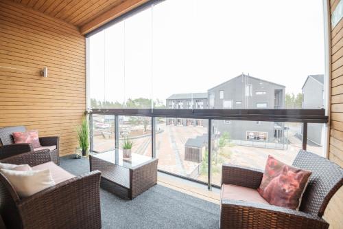 Балкон, Apartment Aurinkoranta D7 saunallinen kaksio Kalajoki in Калайокі Балкон, Apartment Aurinkoranta D7 saunallinen kaksio Kalajoki in Калайокі