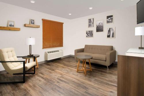 Facilities, WoodSpring Suites Chicago Darien in Darien (IL) Facilities, WoodSpring Suites Chicago Darien in Darien (IL)