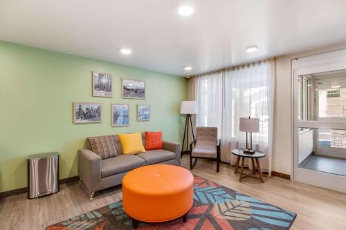 ล็อบบี้, WoodSpring Suites Bakersfield Airport in นอร์ทเบเคอร์สฟิลด์ ล็อบบี้, WoodSpring Suites Bakersfield Airport in นอร์ทเบเคอร์สฟิลด์