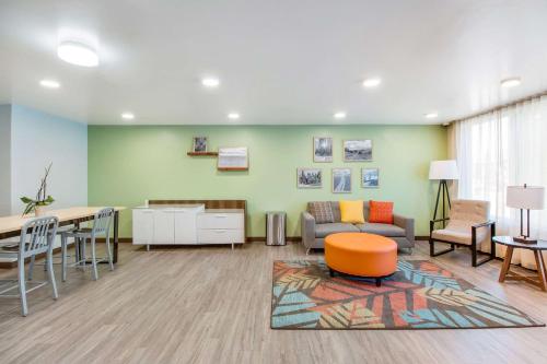 ล็อบบี้, WoodSpring Suites Bakersfield Airport in นอร์ทเบเคอร์สฟิลด์ ล็อบบี้, WoodSpring Suites Bakersfield Airport in นอร์ทเบเคอร์สฟิลด์