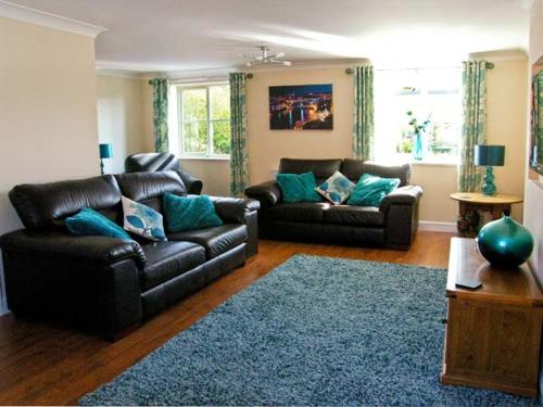 Water's Edge in Ruswarp Water's Edge in Ruswarp