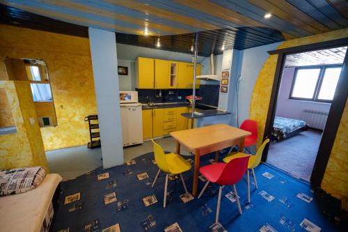 Kitchen, Apartments na Podgornoy in Kislovodsk Kitchen, Apartments na Podgornoy in Kislovodsk