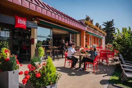 Terraza/balcón, ibis Colmar Est - Hotel Restaurant en Alsace in Horbourg-Wihr Terraza/balcón, ibis Colmar Est - Hotel Restaurant en Alsace in Horbourg-Wihr