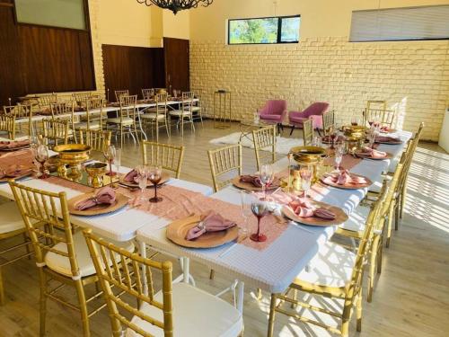 BougainVilla Guest House in East London Suburbs BougainVilla Guest House in East London Suburbs