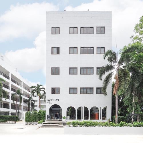 Saffron Hill Minburi near Siam Amazing Park Saffron Hill Minburi near Siam Amazing Park