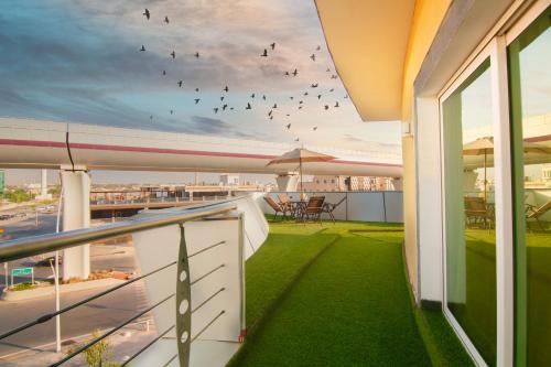Balcony/terrace, Golden Ship Hotel in Al Hamra Balcony/terrace, Golden Ship Hotel in Al Hamra