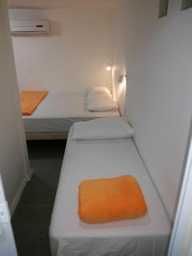 This photo about Solar63 Hostel Porto Alegre shared on HyHotel.com