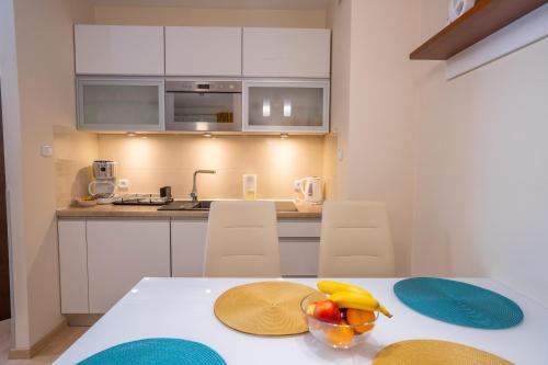 Cozinha, RentPlanet - Apartamenty Szrenica in Szklarska Poreba Cozinha, RentPlanet - Apartamenty Szrenica in Szklarska Poreba
