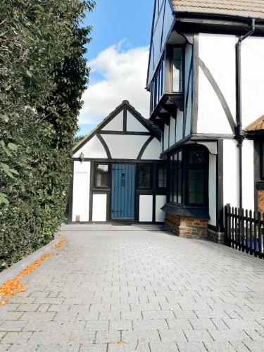 Eksterijer hotela, Luxury & Spacious 2 Bed Annex with Private Garden in Hertford Eksterijer hotela, Luxury & Spacious 2 Bed Annex with Private Garden in Hertford