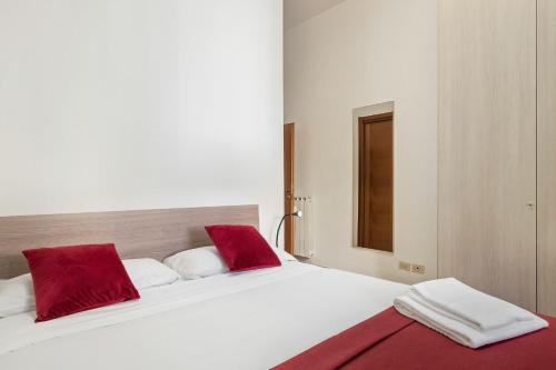 Vivy Vatican House by Halldis