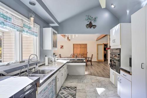 Stony Creek Lodge Escape with Deck and Sunroom! in Ashland (OH) Stony Creek Lodge Escape with Deck and Sunroom! in Ashland (OH)
