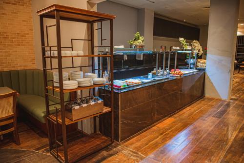 Food and beverages, San Diego Suites Lourdes - OFICIAL in Centro-Sul Food and beverages, San Diego Suites Lourdes - OFICIAL in Centro-Sul