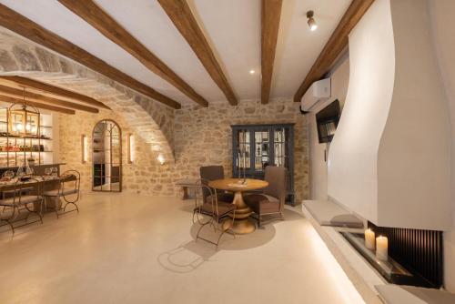 Фойє, Inotropes Boutique Suites - Adults Only in Archanes Фойє, Inotropes Boutique Suites - Adults Only in Archanes