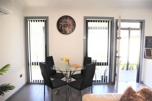 Faciliteiten, Lakeside Residence in Raymond Terrace Faciliteiten, Lakeside Residence in Raymond Terrace