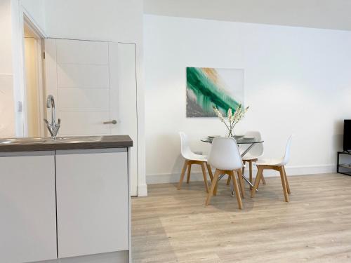 keuken, Fleets Height Apartment Ten in Fleet Central keuken, Fleets Height Apartment Ten in Fleet Central