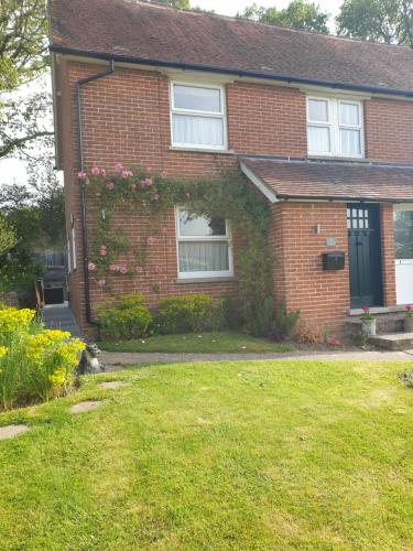 No 4, The Perfect Escape to the Country in Hawkhurst No 4, The Perfect Escape to the Country in Hawkhurst