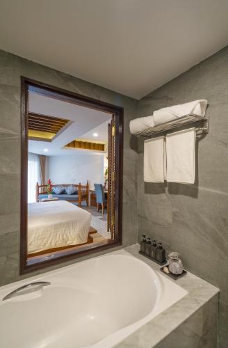 Aonang Princeville Villa Resort & Spa - GHA WellHotel - Halal Certified in Krabi Aonang Princeville Villa Resort & Spa - GHA WellHotel - Halal Certified in Krabi