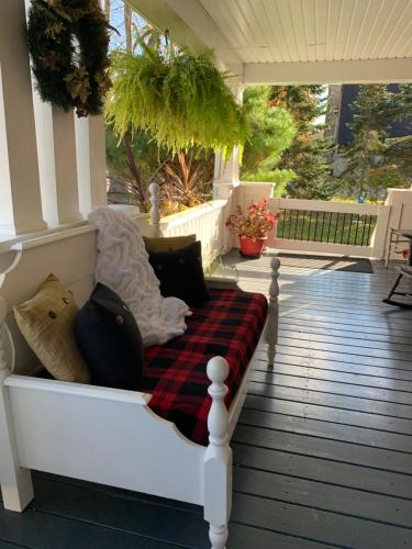 مرافق, THE YORK HOUSE in Fort Erie مرافق, THE YORK HOUSE in Fort Erie