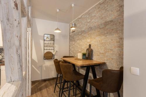 المرافق, Sternadelshof in Weinbergen المرافق, Sternadelshof in Weinbergen