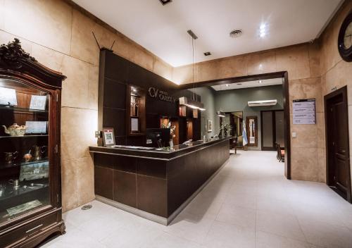 Лоби, Hotel Carlos V in Тукуман Лоби, Hotel Carlos V in Тукуман