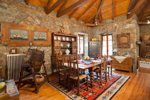 Létesítmények, MARIOLATA STONE HOUSE in Polydrosos Létesítmények, MARIOLATA STONE HOUSE in Polydrosos