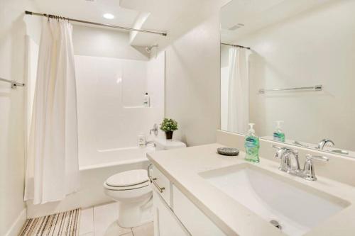 New Furnished 2Bd Apt! Great for Long Stays in Orem New Furnished 2Bd Apt! Great for Long Stays in Orem