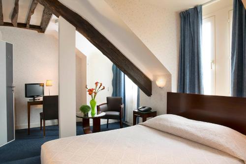 HOTEL DU PRINTEMPS in 8th - Champs Elysees HOTEL DU PRINTEMPS in 8th - Champs Elysees